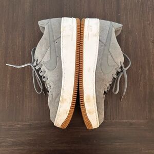 Air Force 1s, women’s 11, been worn but in good condition!